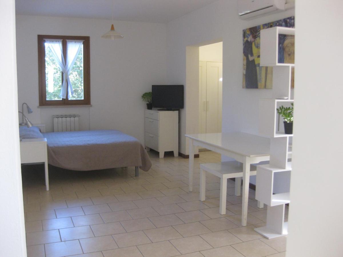 Country House-b&b-appartamenti Ai Cipressi Frühstückspension Urbino
